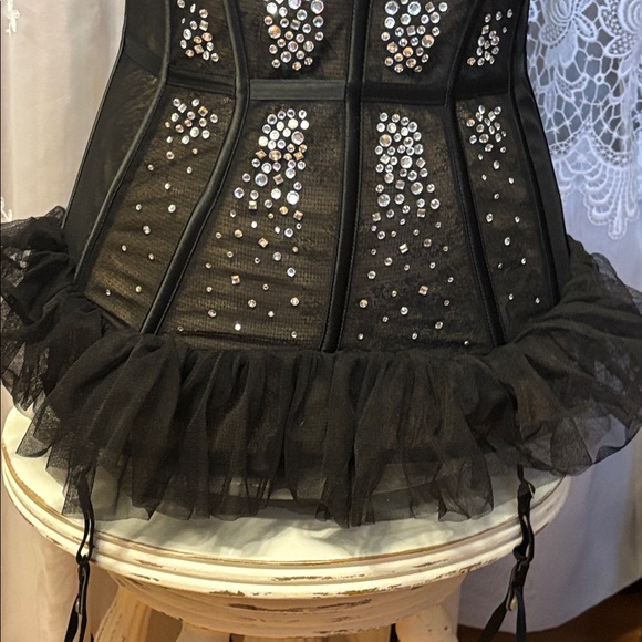 Victoria's Secret Black Rhinestone Embellished Corset Sz 34C - Picture 3 of 12